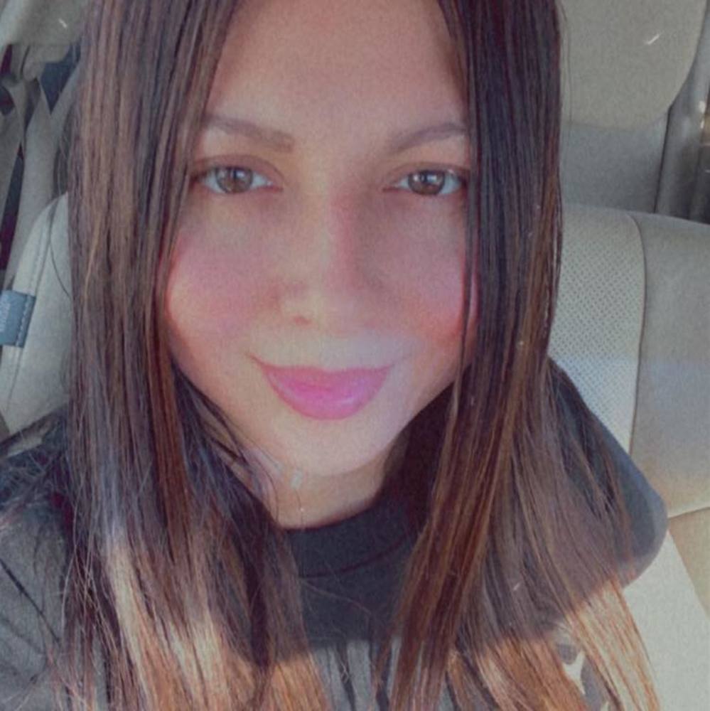 Meet your Posher, Mariela